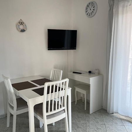 Nada And Family Apartment Rovinjsko Selo Ngoại thất bức ảnh