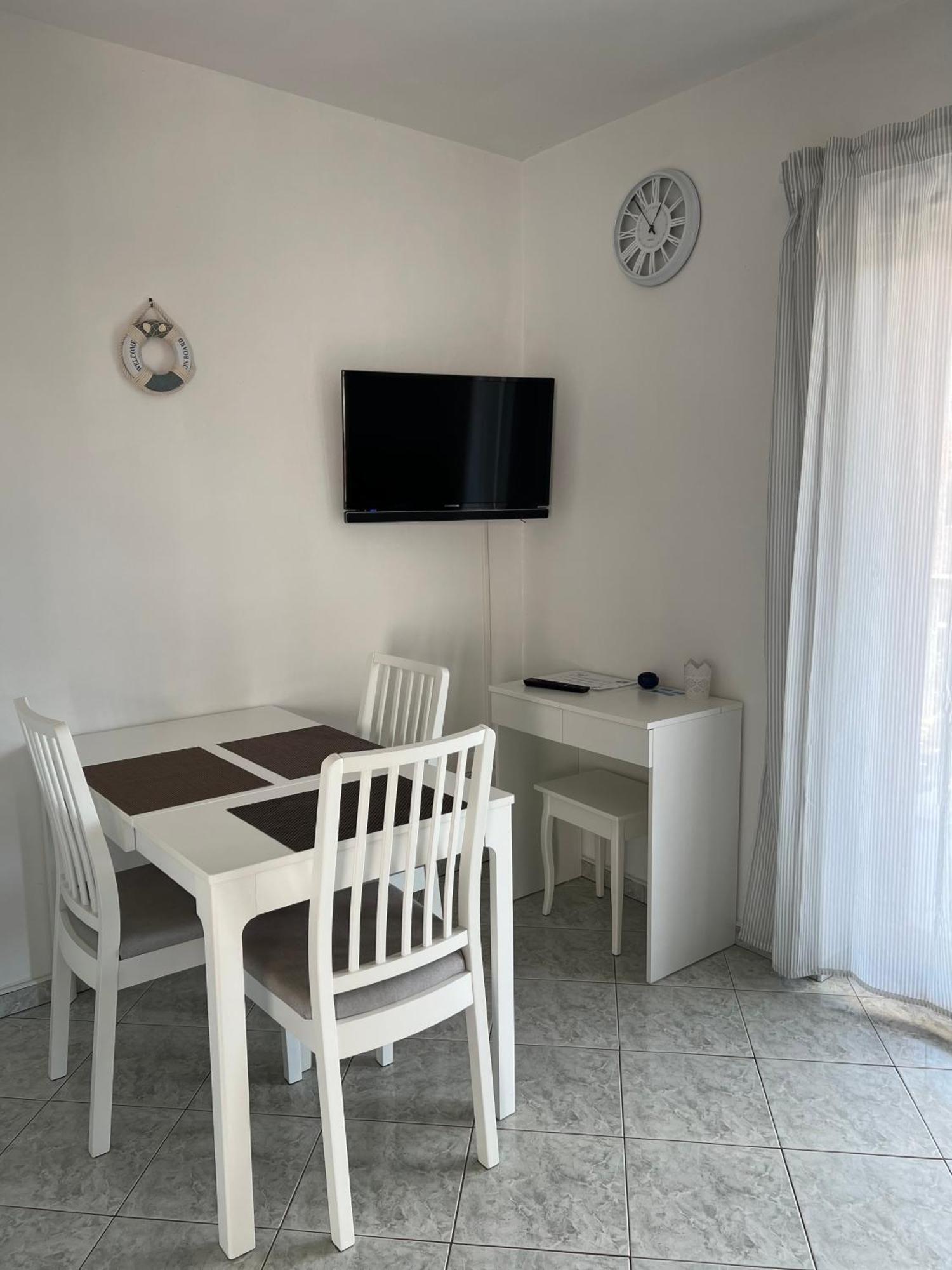 Nada And Family Apartment Rovinjsko Selo Ngoại thất bức ảnh