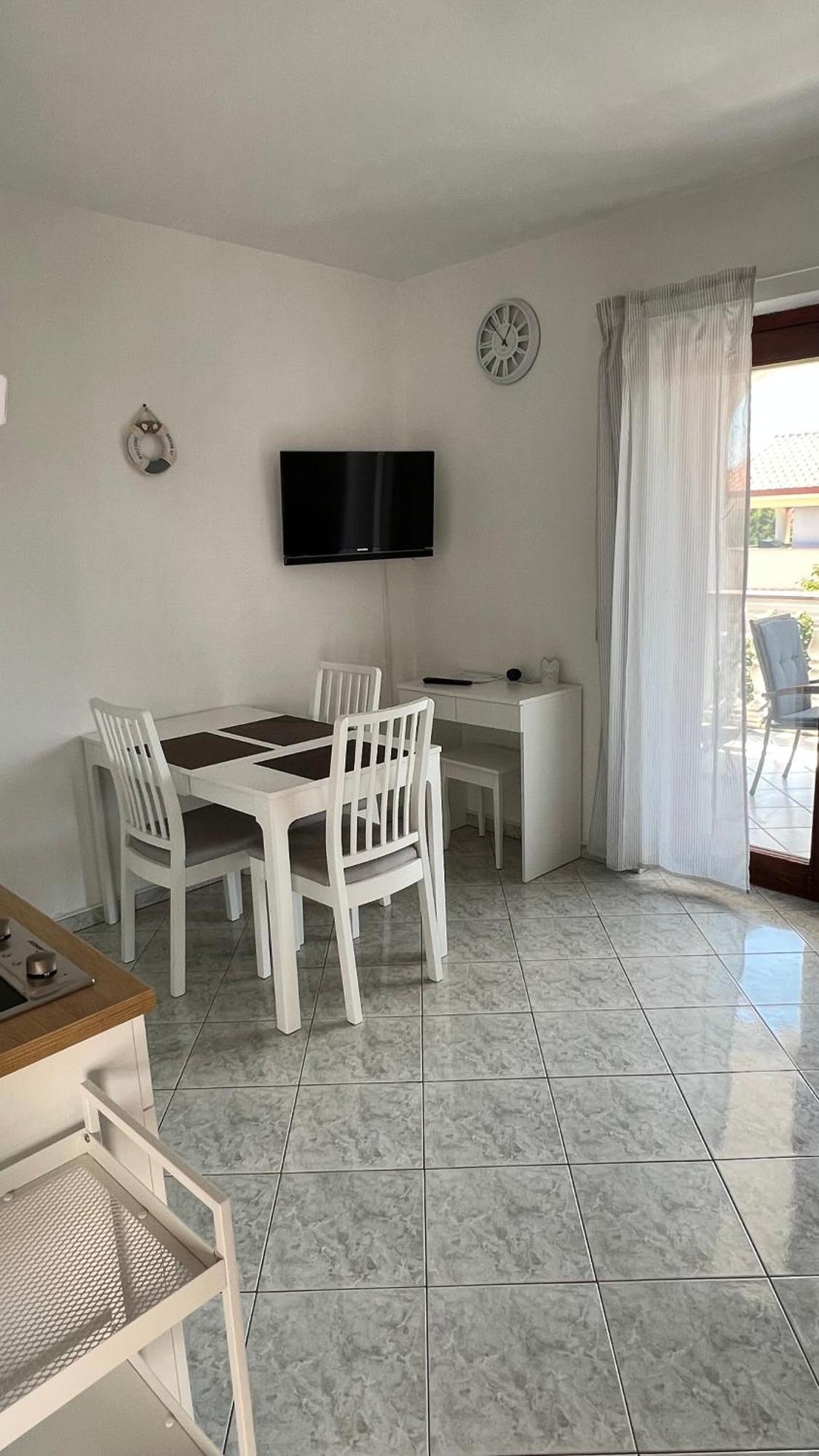 Nada And Family Apartment Rovinjsko Selo Ngoại thất bức ảnh